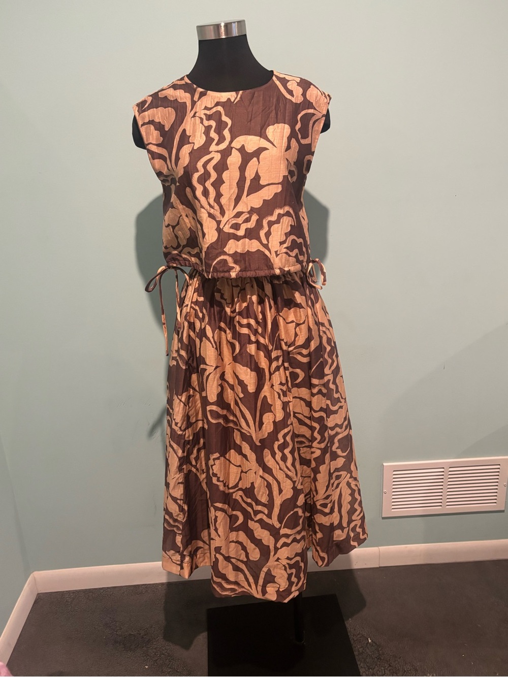 Sleeveless Brown & Tan Floral Midi Dress